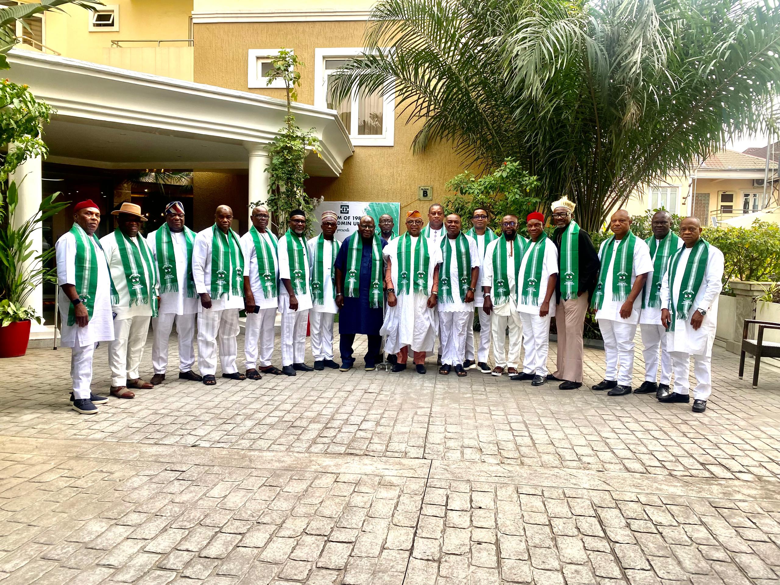 UNN 1989 Business admin graduates celebrates 1st reunion as Babasola urges Nigerians to be steadfast on the current economic hardship.