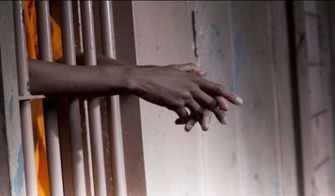 2017_12large_prison_1