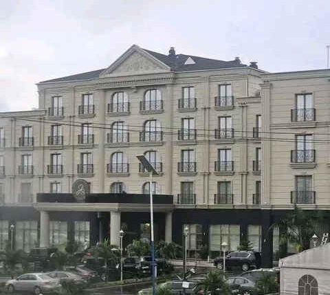 Wikes-JS-signature-hotel-480×430