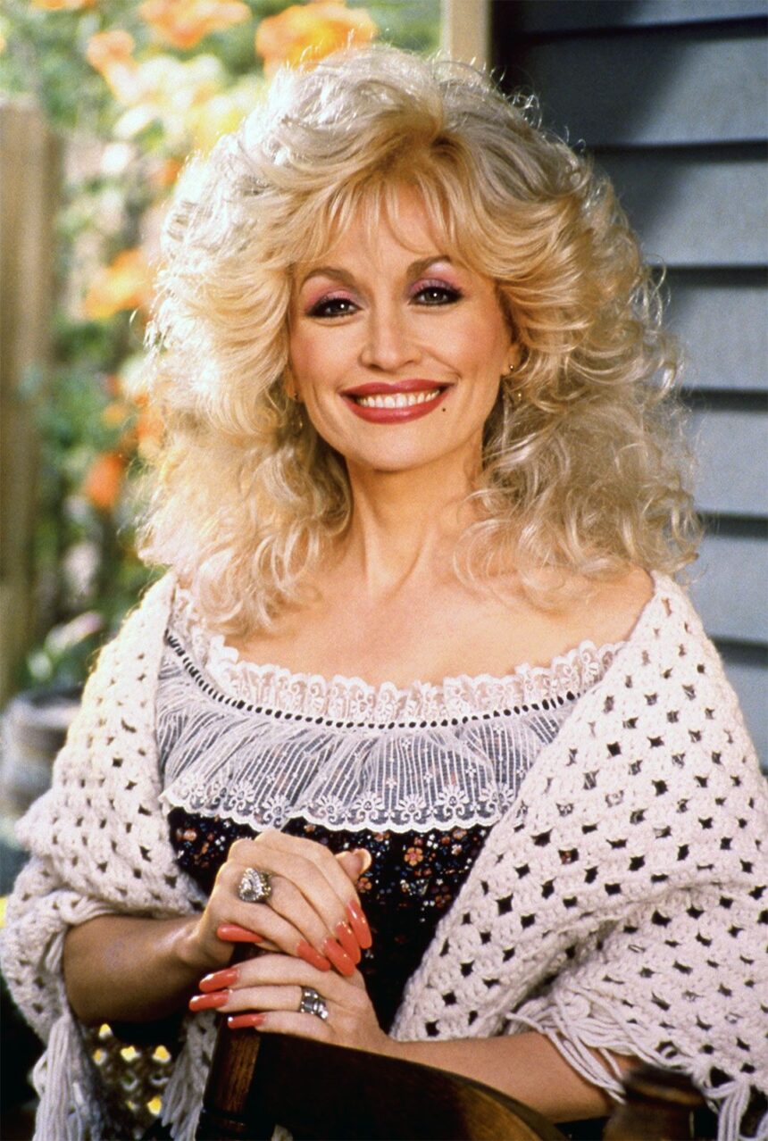 Dolly-Parton-1995-1-860×1278-1